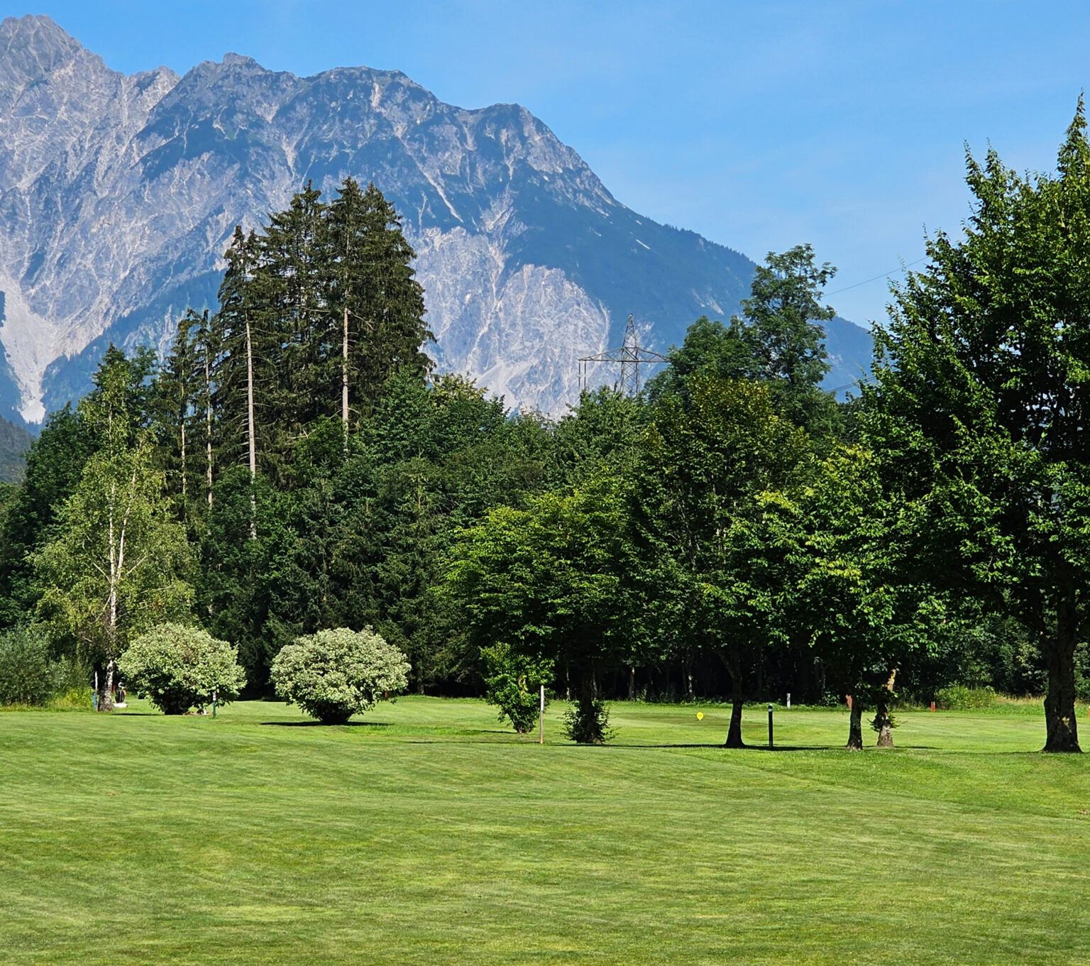 Golfclub Montafon Bergkulisse